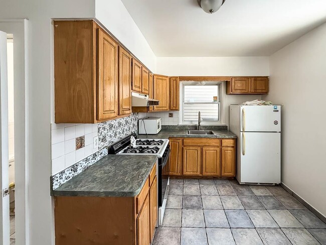 47 Columbia Ave in Jersey City, NJ - Building Photo - Building Photo