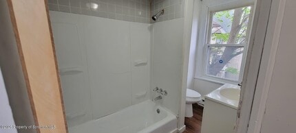 807 Monroe Ave in Scranton, PA - Building Photo - Building Photo