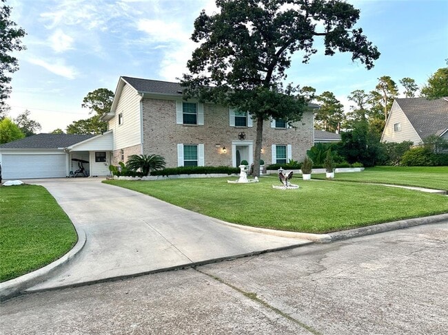 1111 Doral Ln in Houston, TX - Building Photo - Building Photo