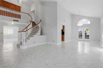 2001 Madagascar Ln in Las Vegas, NV - Building Photo - Building Photo