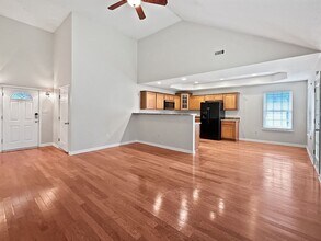 721 Chamberlain Manor Way in Knoxville, TN - Building Photo - Building Photo