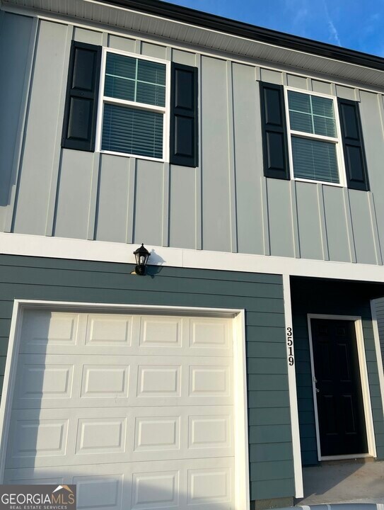 3519 Lakeview Crk in Stonecrest, GA - Building Photo