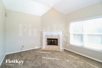 9297 Sarsen Dr in Cordova, TN - Foto de edificio - Building Photo