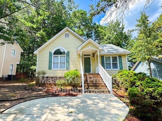 property at 2816 Isabella Dr