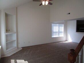 5001-5003-5003 Betty Jean Way in Columbia, MO - Building Photo - Building Photo