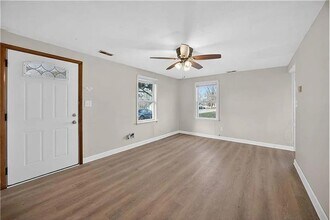 1045 S 50th Terrace in Kansas City, KS - Building Photo - Building Photo