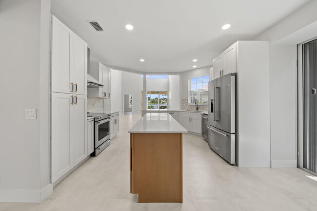232 Eagleton Lake Blvd in Palm Beach Gardens, FL - Building Photo - Building Photo