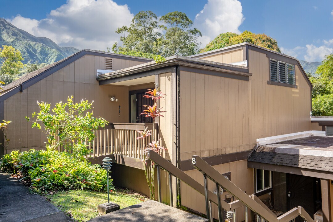 Clubview Gardens in Kaneohe, HI - Building Photo