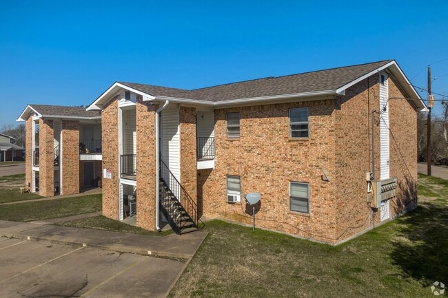 property at 520 Laredo St
