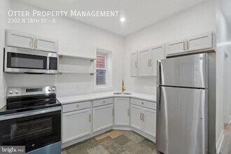 2302 N 18th St in Philadelphia, PA - Foto de edificio - Building Photo