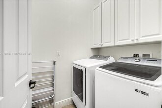 3700 NW 84th Way, Unit unit 0 in Pembroke Pines, FL - Building Photo - Building Photo