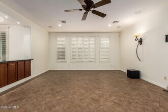 5515 W Tether Trail in Phoenix, AZ - Building Photo - Building Photo