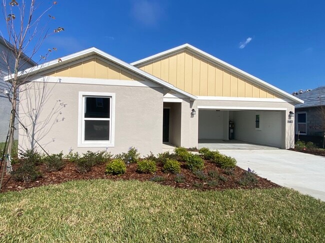 2316 Green Valley St in Daytona Beach, FL - Building Photo - Building Photo