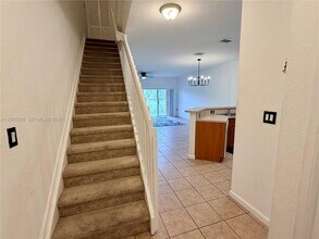 5747 Isles Cir in Tamarac, FL - Building Photo - Building Photo