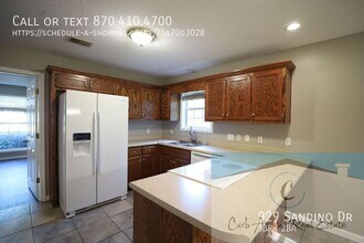 929 Sandino Dr in Jonesboro, AR - Building Photo - Building Photo