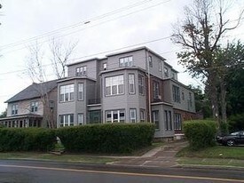 517 E Second St in Jamestown, NY - Building Photo