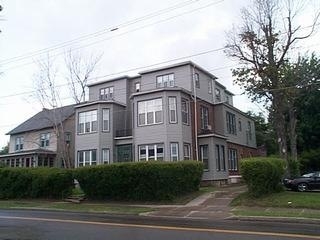 517 E Second St in Jamestown, NY - Foto de edificio