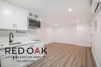 240 N Van Ness Ave in Los Angeles, CA - Building Photo - Building Photo