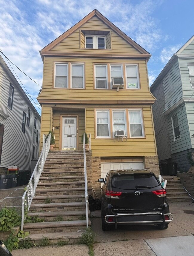 property at 40 E 4th St