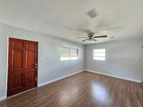 3219 Decatur Ave in Lakeland, FL - Building Photo - Building Photo