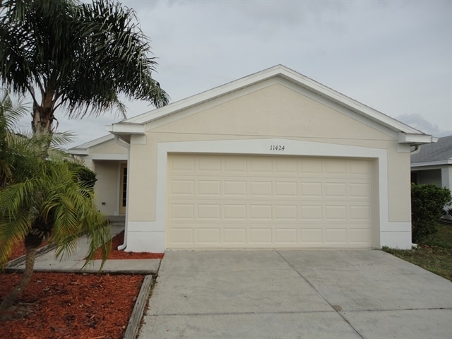 property at 11424 Crestlake Village Dr