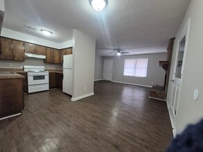 2409 Amy Cir in Greenville, NC - Building Photo - Building Photo