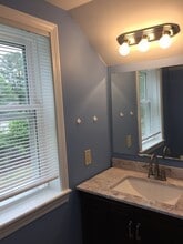 75 Chapel St in Shirley, MA - Building Photo - Building Photo