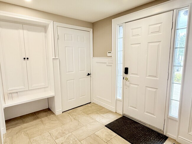 2313 Lesperance Rd in Windsor, ON - Building Photo - Building Photo