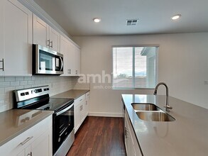 6127 W Calle Bilboa in Tucson, AZ - Building Photo - Building Photo