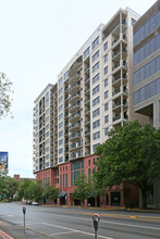 Tennyson Condos in Tallahassee, FL - Building Photo - Building Photo