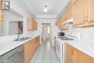 77 Angelica Ave in Richmond Hill, ON - Building Photo - Building Photo