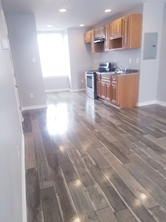 3419 N 18th St-Unit -# 3 in Philadelphia, PA - Building Photo