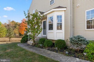 123 Hearthstone Ln in Evesham, NJ - Building Photo