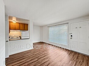 732 Scotland St in Williamsburg, VA - Foto de edificio - Building Photo