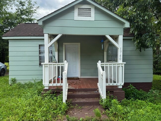 property at 1740 Ashville Rd