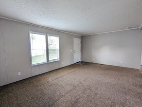 151 Beech in Highland, MI - Building Photo - Building Photo