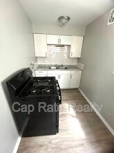 2174 Sullivant Ave in Columbus, OH - Building Photo - Building Photo