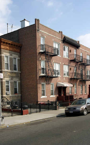 649 47th St in Brooklyn, NY - Foto de edificio