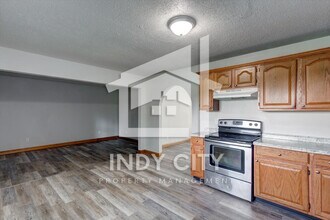 90 Bryant Ct in Franklin, IN - Building Photo - Building Photo