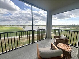 17560 Opal Sand Dr in Venice, FL - Building Photo