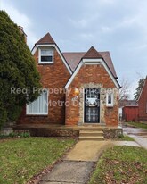 16210 Ferguson St in Detroit, MI - Building Photo