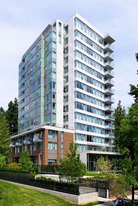 Vista Point in Vancouver, BC - Building Photo