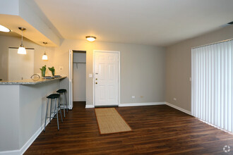 29561 N Waukegan Rd in Lake Bluff, IL - Building Photo - Building Photo
