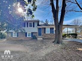 1573 Lamont Ave in Conley, GA - Building Photo