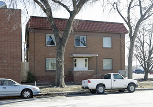 Wichita 12 in Wichita, KS - Foto de edificio - Building Photo