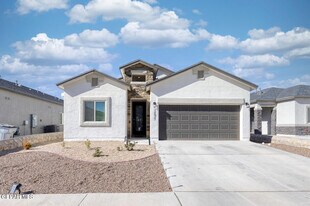 12677 Viendo Norte Dr in El Paso, TX - Building Photo