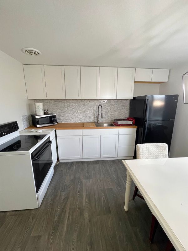 455 S Morain St in Kennewick, WA - Foto de edificio - Building Photo