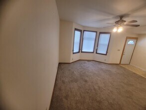 2159 S 11th St in Milwaukee, WI - Building Photo - Building Photo