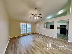 4241 Iola Ave in The Colony, TX - Building Photo - Building Photo