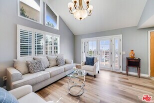 3860 Cazador St in Los Angeles, CA - Building Photo